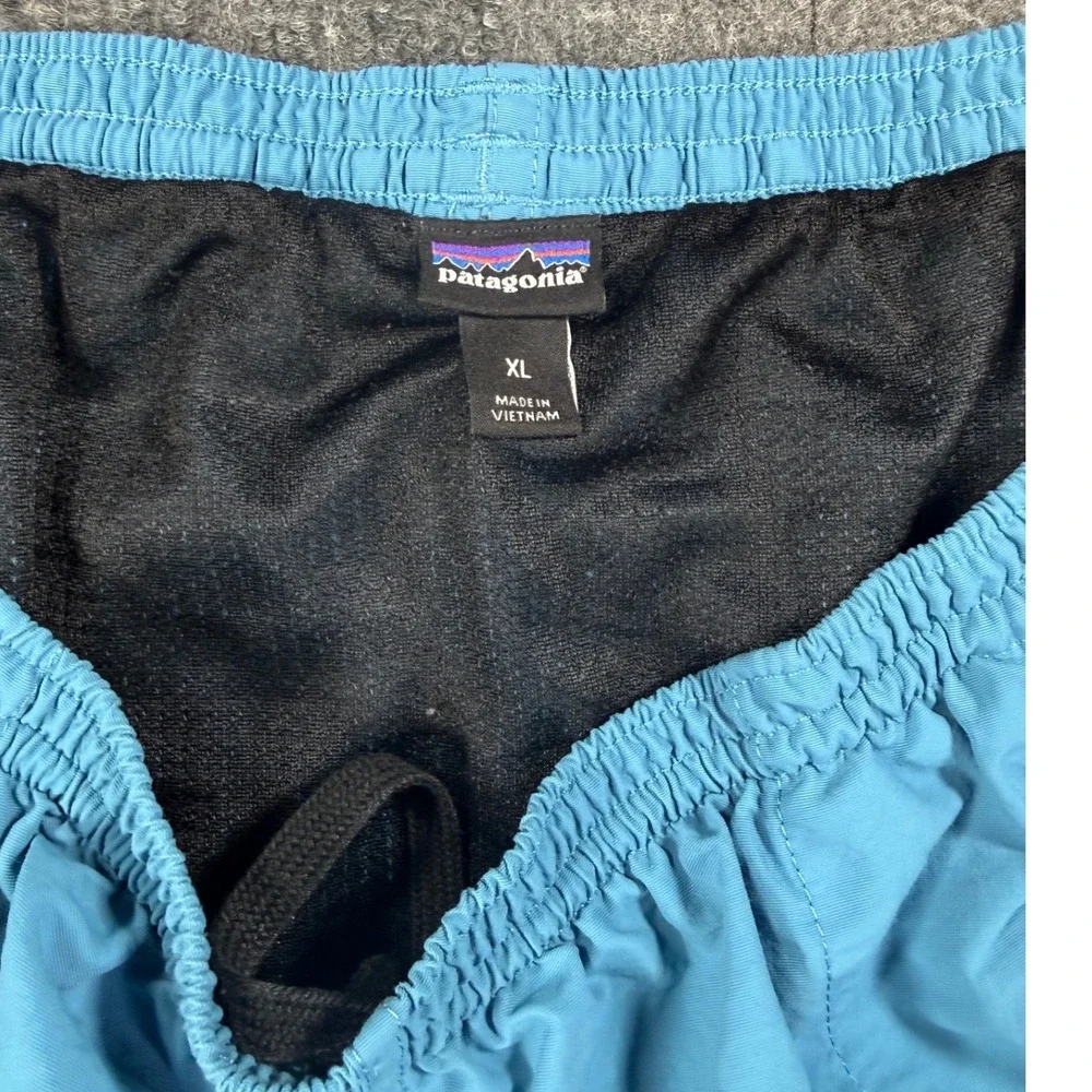 Patagonia Men Baggies Shorts 5 Inseam Blue XL Nylon Mesh Liner Swim Trunks